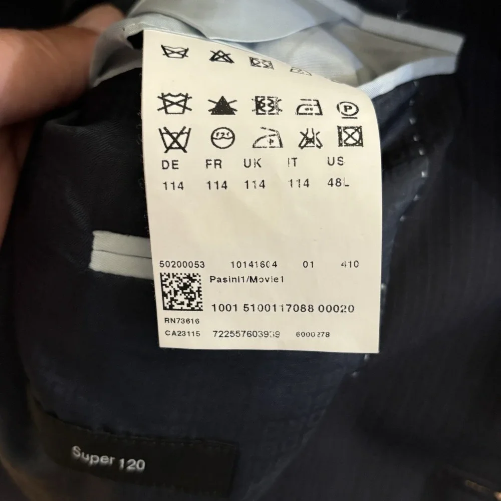 Hugo Boss pinstripe 2 Piece suit Super 120 48L